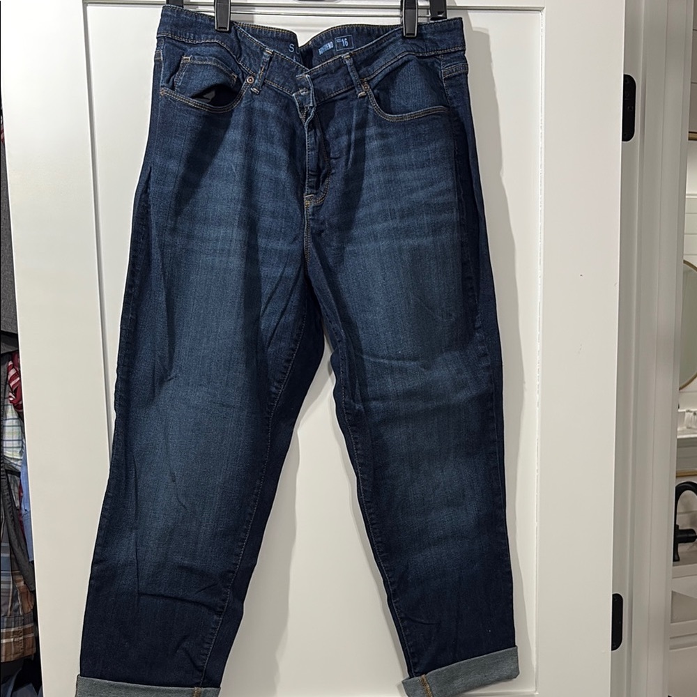 Women's Sonoma Boyfriend Jeans size 16… like new